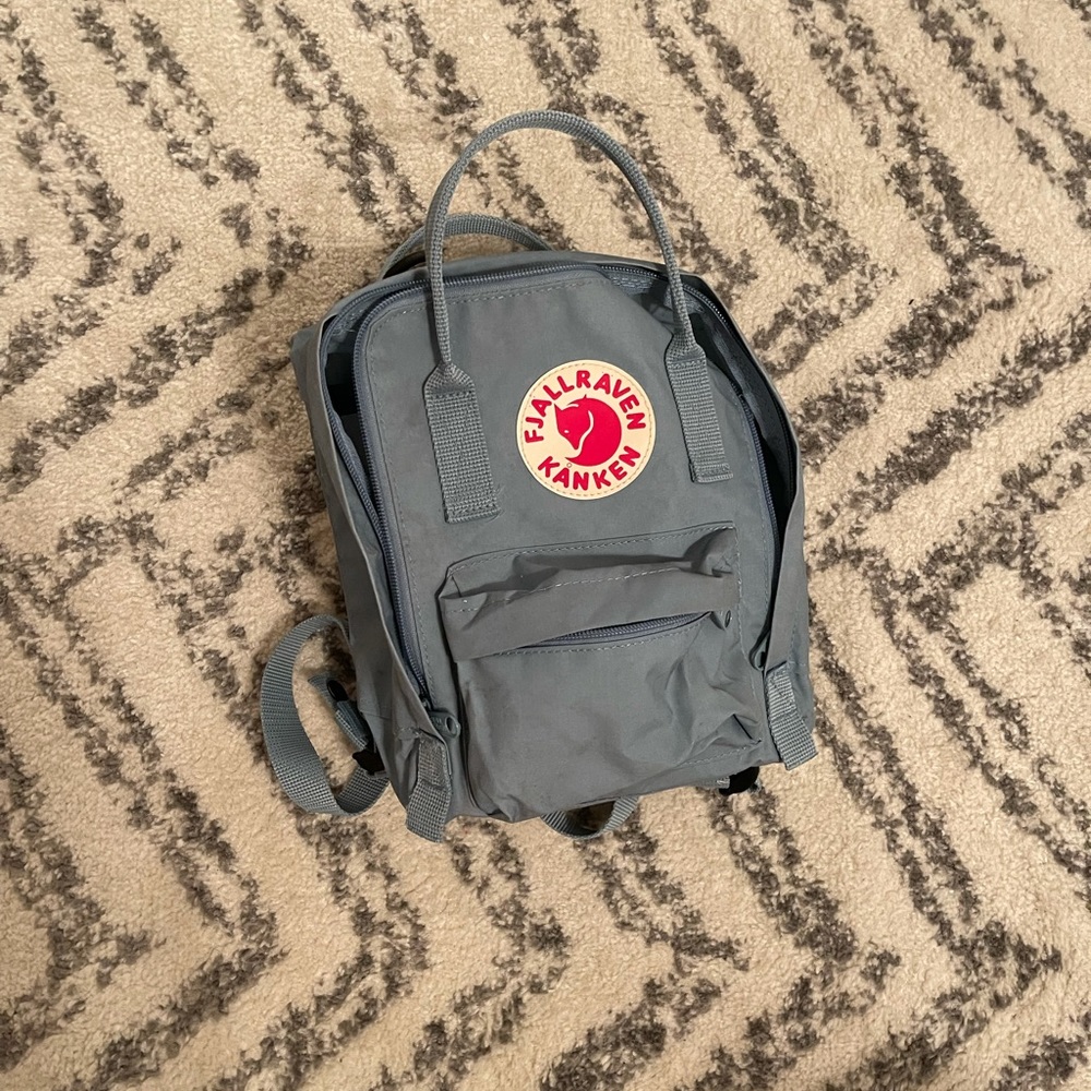 Fjallraven Kanken Mini Backpack